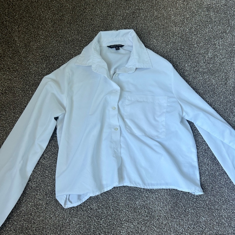 cropped button down - Picture 3 of 4